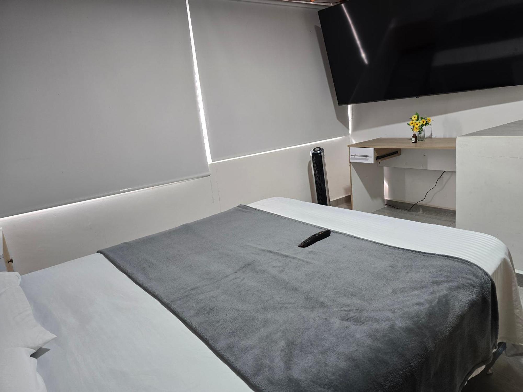 Apartamento Guatape Plaza Bagian luar foto